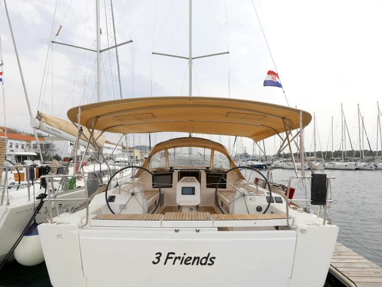 Hire Sailboat Dufour with a boat licence