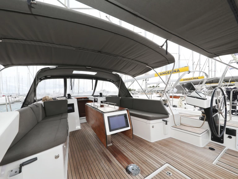 Hire a Dufour Dufour 470 Sveti Filip i Jakov