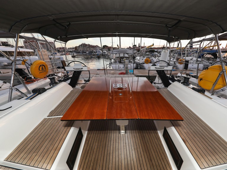 Hire a Dufour Dufour 470 Trogir