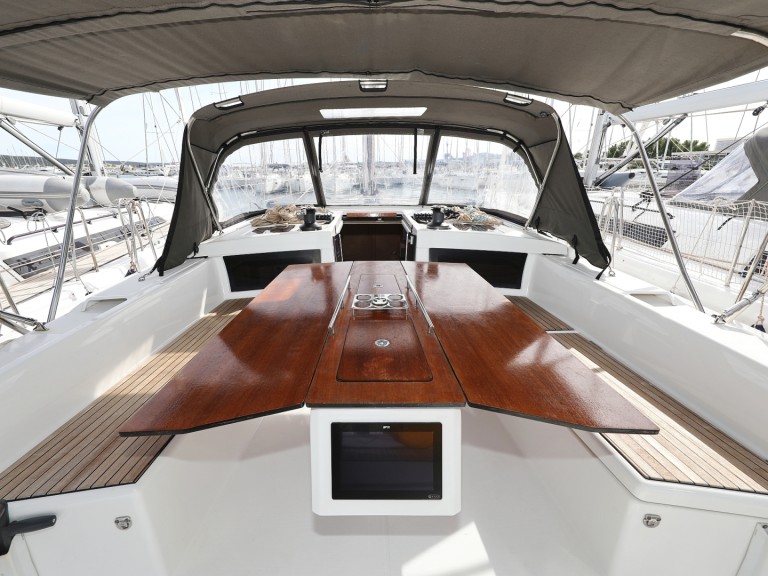 Hire Sailboat with or without skipper Dufour Sveti Filip i Jakov