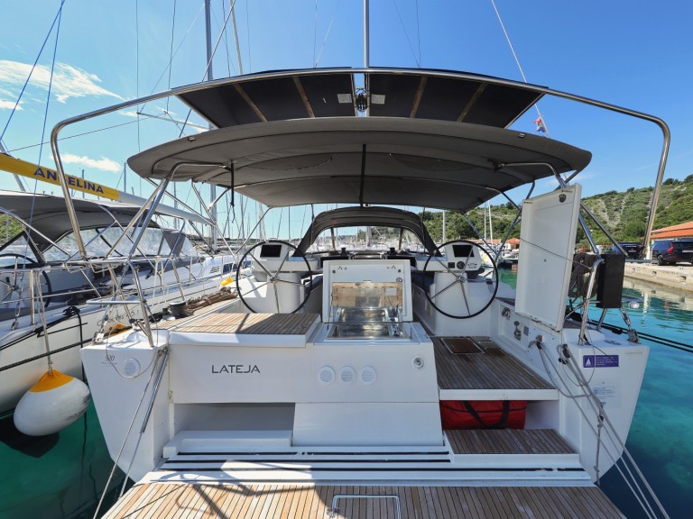 Hire Sailboat Dufour with a boat licence