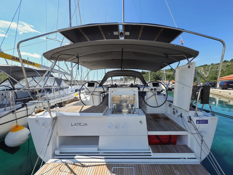 Hire Sailboat Dufour with a boat licence