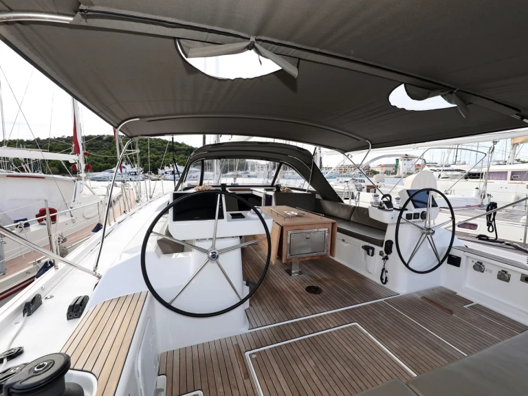 Hire Sailboat Dufour with a boat licence