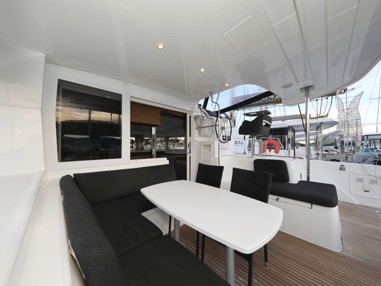 Yacht hire Biograd na Moru cheap Lagoon 40