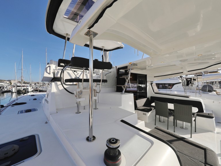 Charter a Lagoon Lagoon 42 in Šibenik on Samboat