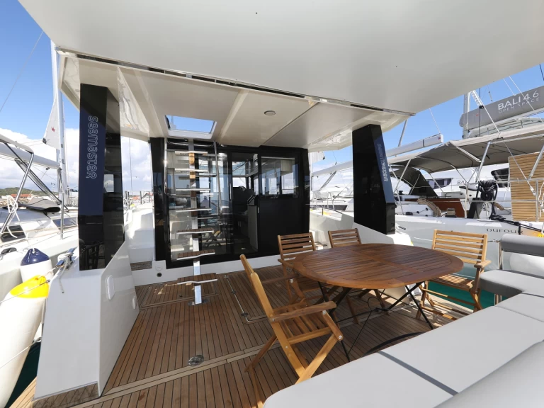 Hire Luxury Yacht with or without skipper Cobra Yachts Šibenik