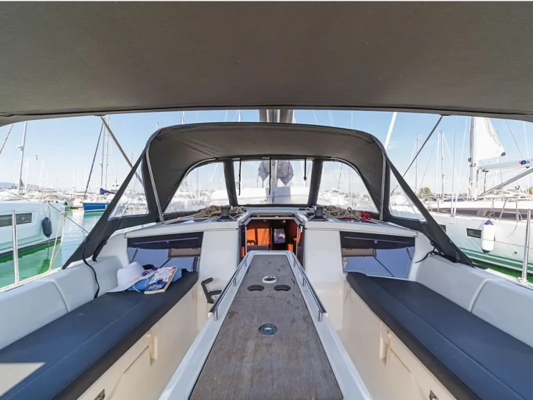 Yacht hire Ávdira cheap Dufour 430