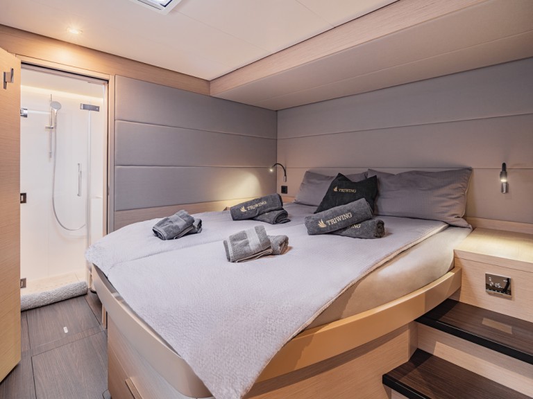 Yacht hire Kaštela cheap Lagoon 55