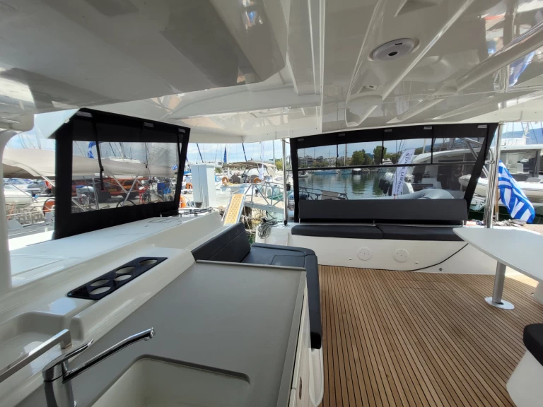 Yacht charter Nydri - Lagoon Lagoon 46 on SamBoat