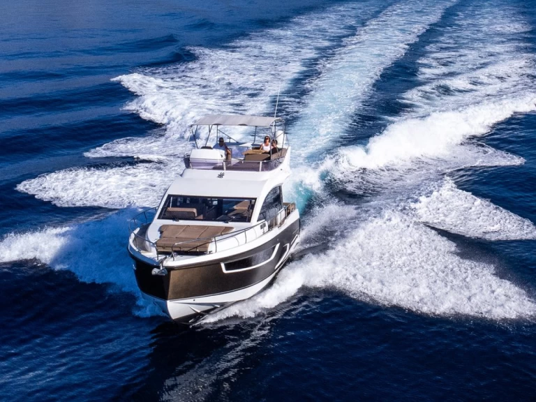 Hire a Sealine Sealine F430 Dubrovnik