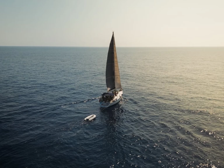 Yacht charter Capo d'Orlando - Bénéteau Beneteau 50 on SamBoat