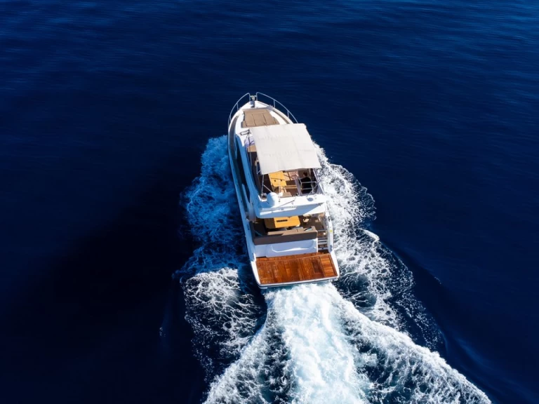 Hire a Sealine Sealine F430 Dubrovnik