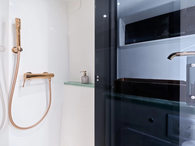 Catamaran hire in Split - Luna Luna 49