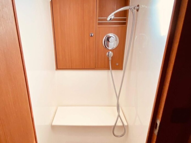 Yacht hire Kavála cheap Cruiser 45