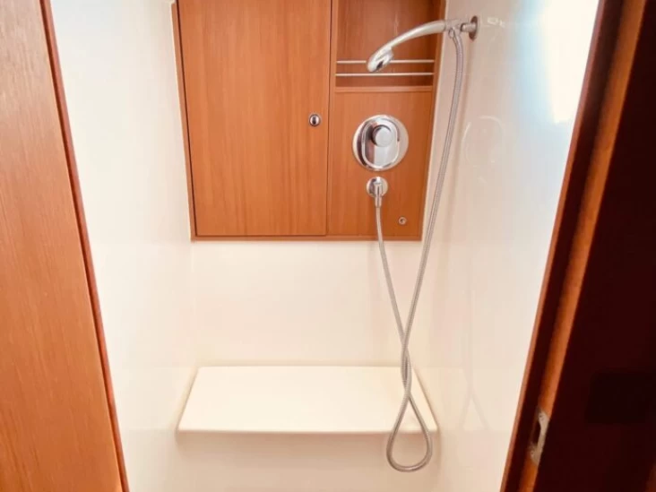 Yacht hire Kavála cheap Cruiser 45