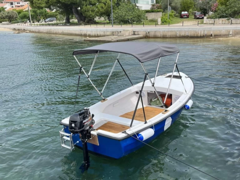 Yacht hire Rab cheap 450