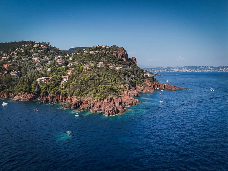 Yacht hire Cannes cheap Fast 1100