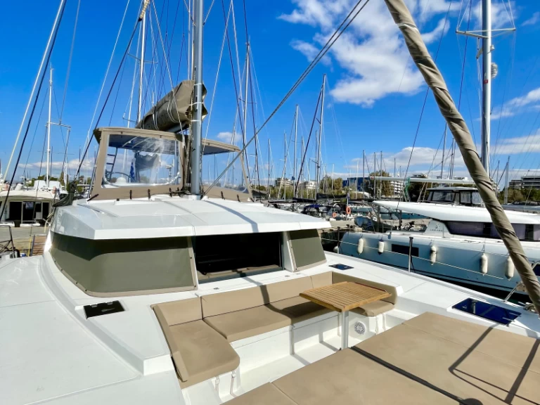 Yacht charter Alimos - Bali Bali 4.1 on SamBoat