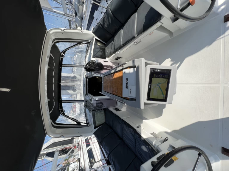 Sailboat hire in Rhodes (City) - Bénéteau Oceanis 41.1