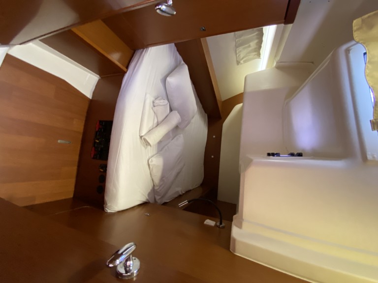 Bénéteau Oceanis 45/3 charter bareboat or skippered in  Kos