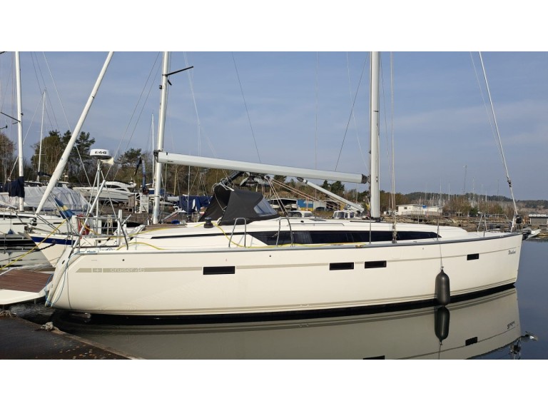 Sailboat to hire Harstad at the best price