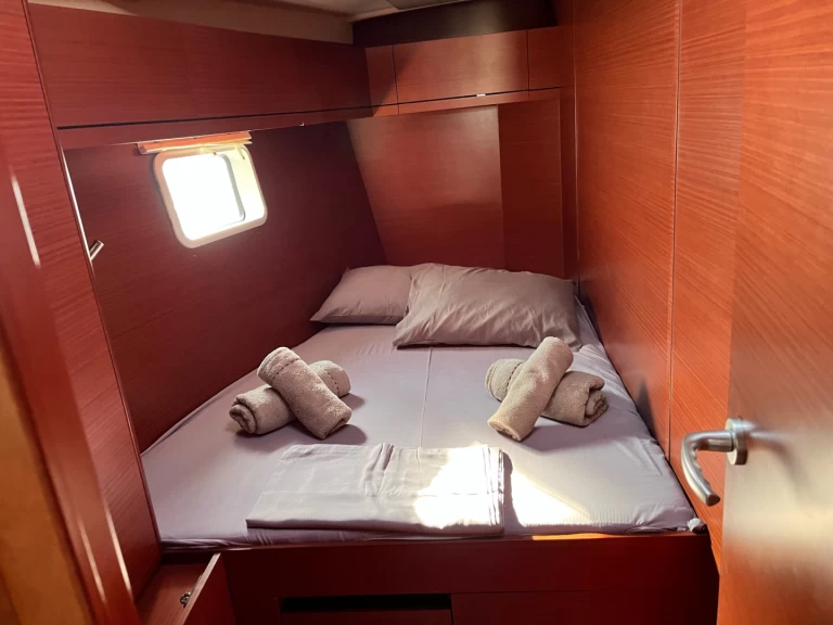 Hire Sailboat Hanse with a boat licence