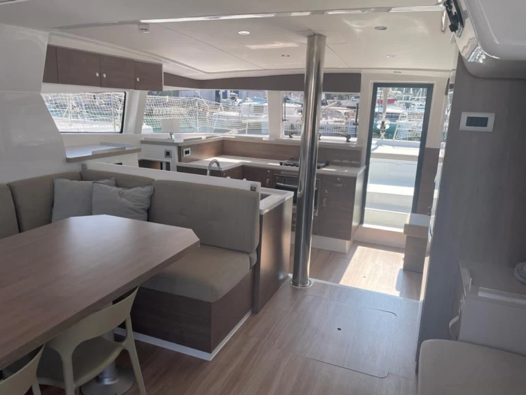 Hire Catamaran Bali with a boat licence