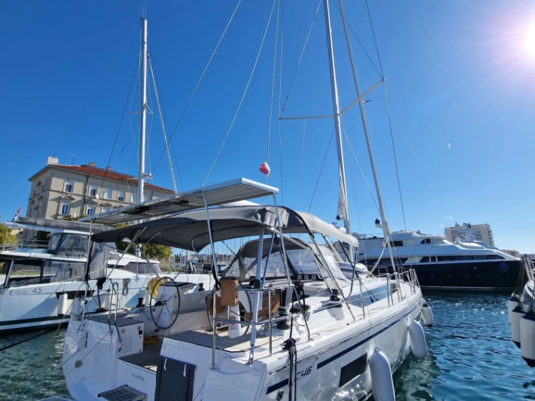 Sailboat to hire Zadar at the best price