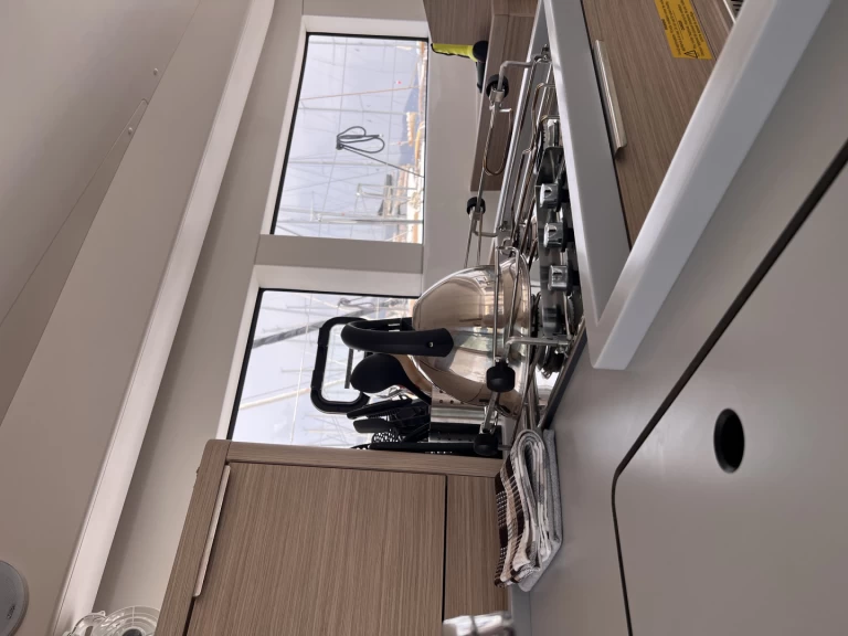 Yacht hire Gouvia cheap Lagoon 40