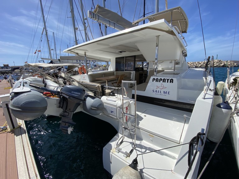 Yacht hire San Miguel De Abona cheap Lucia 40