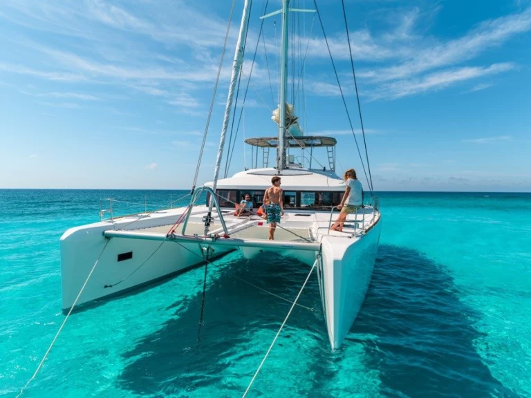 Catamaran to hire Kendwa at the best price