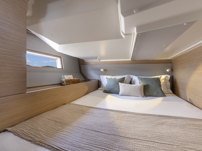 Hire Sailboat Bénéteau with a boat licence