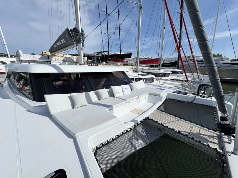 Yacht charter Port Grimaud - Aventura Aventura 45 on SamBoat