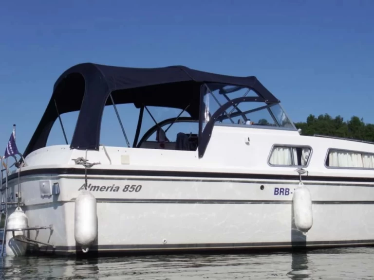 Hire a  Almeria 850 Rechlin