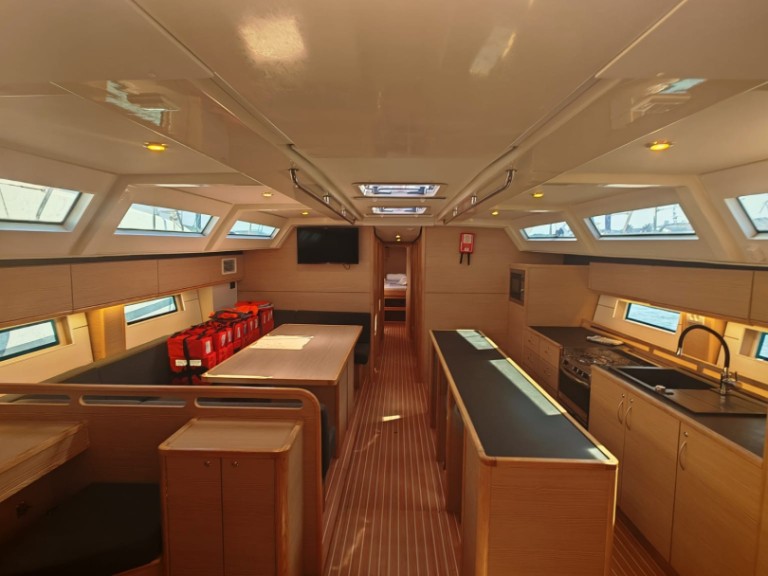 Hire a D&D Yacht D&D Kufner 56 - 5 cab Trogir