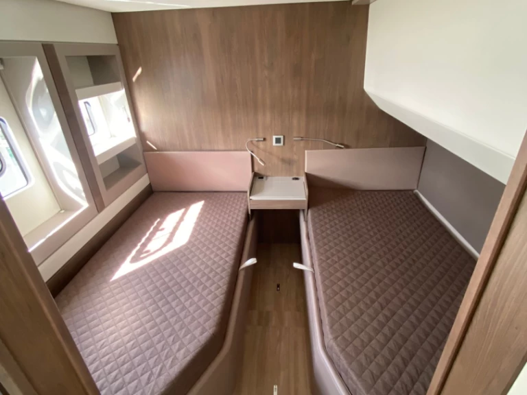 Catamaran to hire Golfo Aranci at the best price