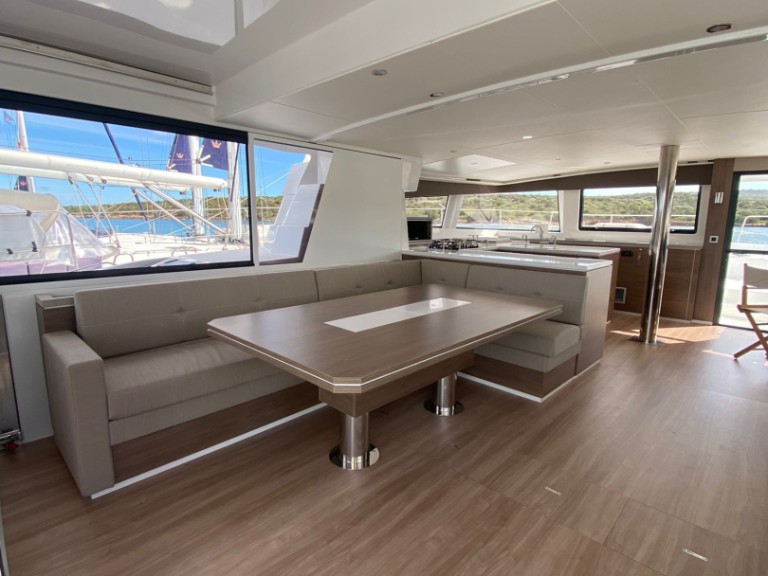 Bali Bali 5.4 charter bareboat or skippered in  Golfo Aranci