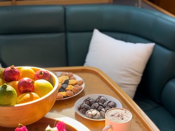 Yacht hire Vlycho cheap Trintella 65 Classic