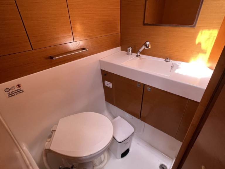 Jeanneau Sun Odyssey 509 charter bareboat or skippered in  Kos