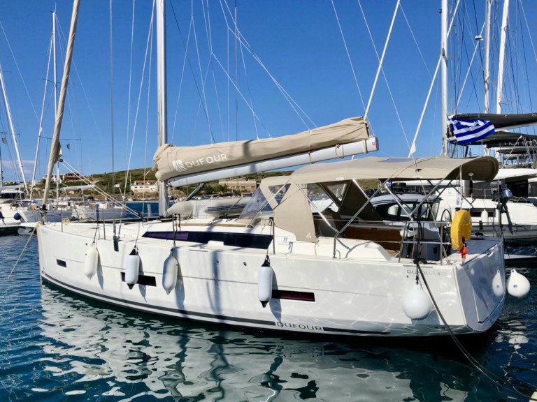 Hire Sailboat Dufour with a boat licence