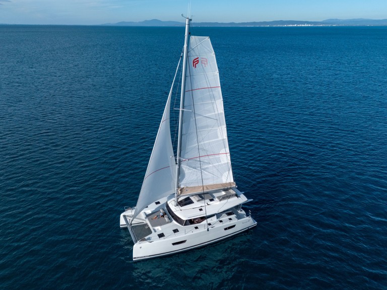 Yacht hire Castellammare di Stabia cheap Tanna 47