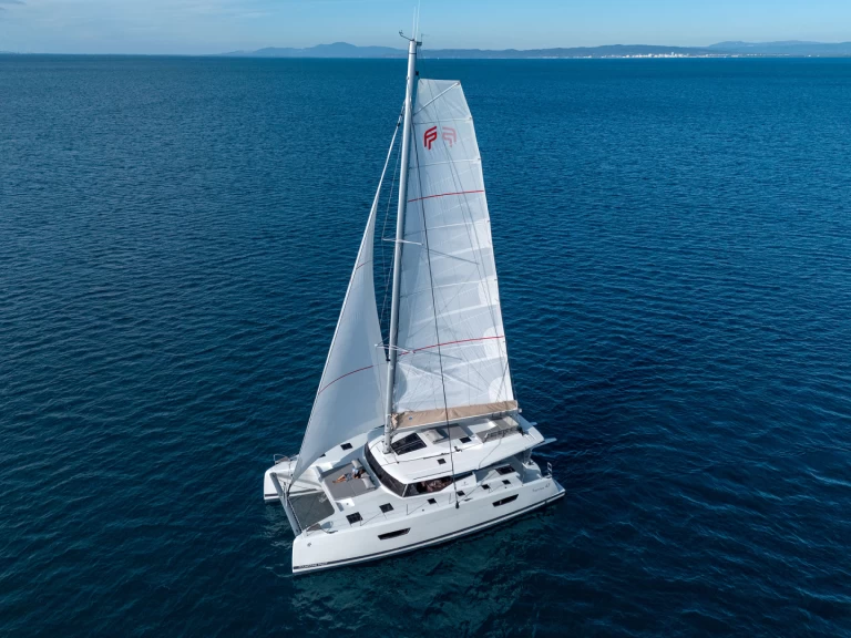 Yacht hire Castellammare di Stabia cheap Tanna 47