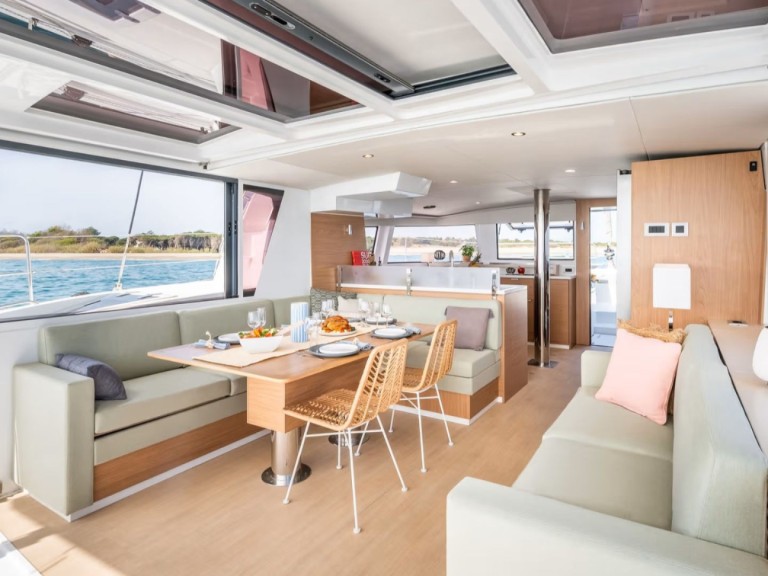 Yacht charter Cannigione - Bali Bali 4.6 on SamBoat