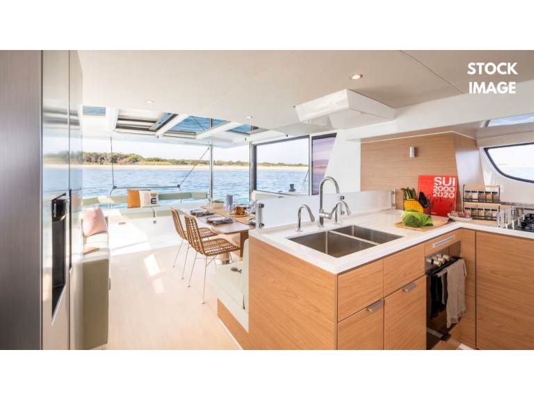 Yacht hire Cannigione cheap Bali 4.6