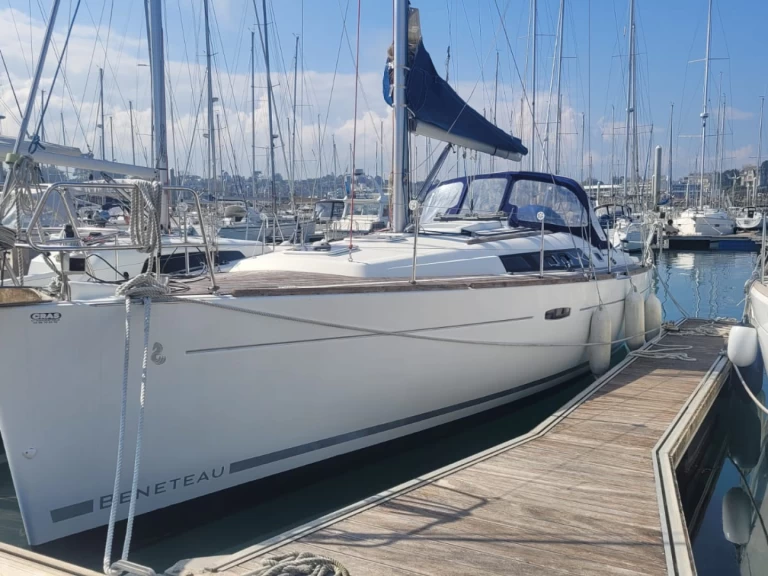 Yacht hire Saint-Quay-Portrieux cheap Oceanis 37
