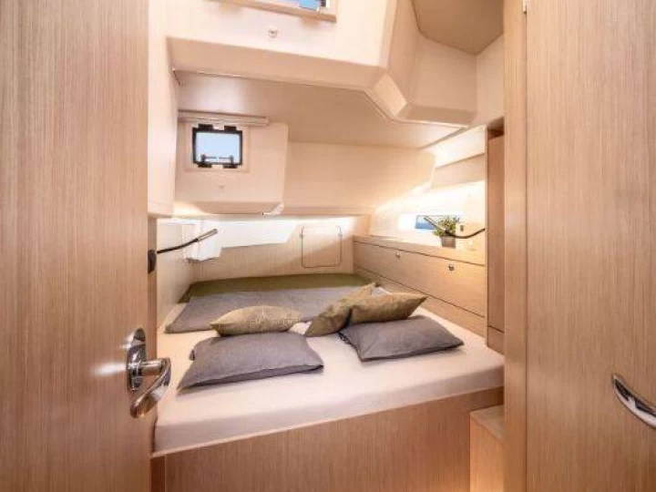 Hire Sailboat with or without skipper Bavaria Novi Vinodolski