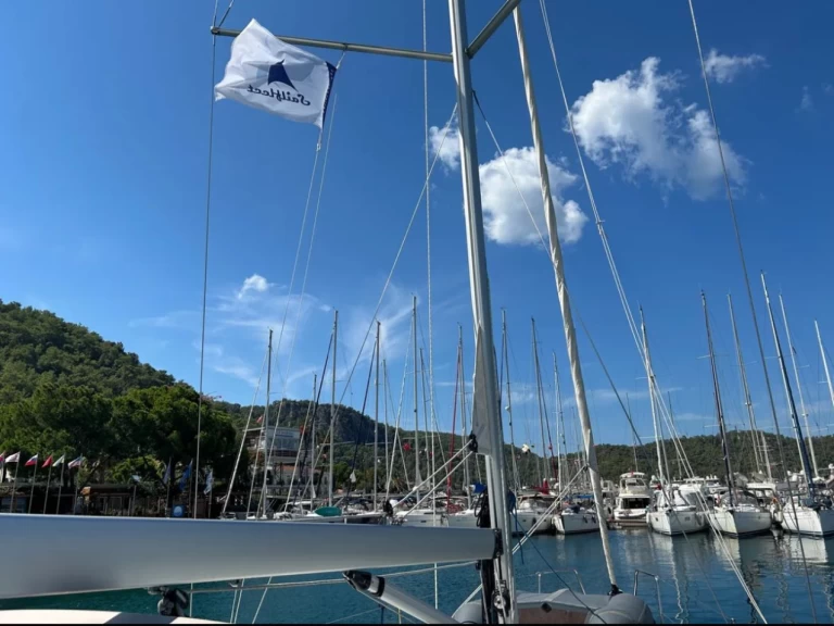 Hire Sailboat with or without skipper Bénéteau Fethiye