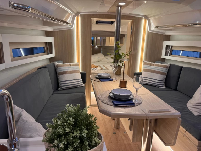 Hire Sailboat Northman with a boat licence