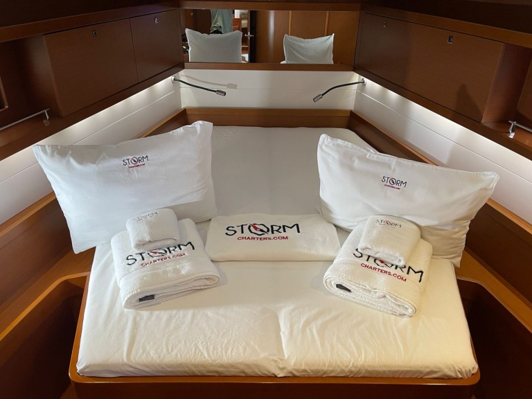 Sailboat hire in Adaköy - Bénéteau Oceanis 45