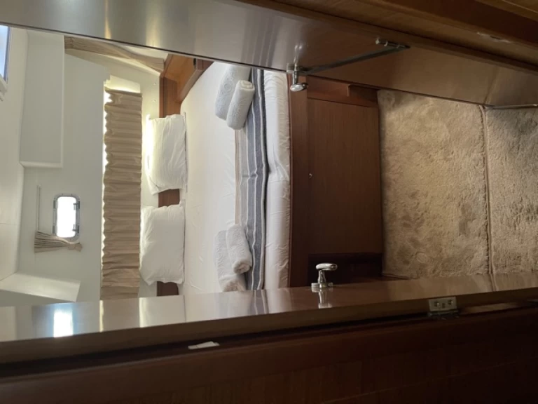 Hire Catamaran with or without skipper Lagoon Alimos